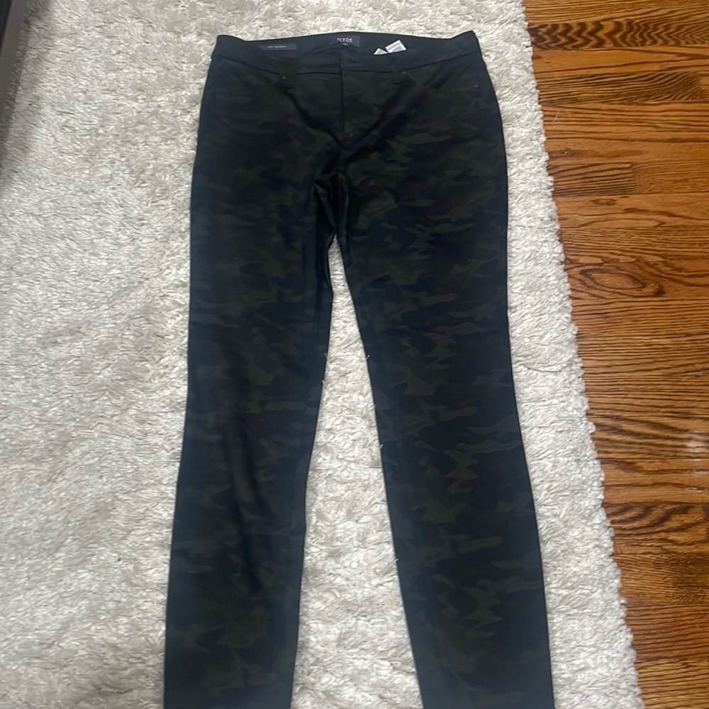 Women’s Leggings Brand: NYDJ Size: 8 - Picture 1 of 9
